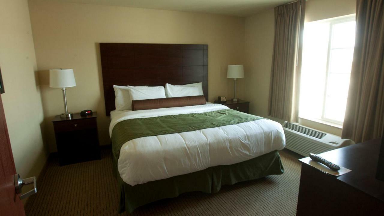 Cobblestone Inn & Suites - Langdon Exterior foto